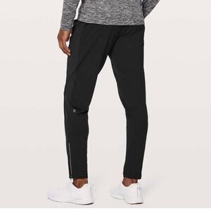 EUC mens Lululemon Chill Motion Pant *30" Size S Black